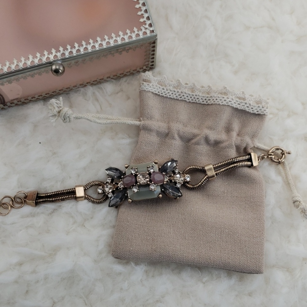 Crystal Statement Bracelet - Picture 5 of 6